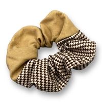 کرم قهوه ای